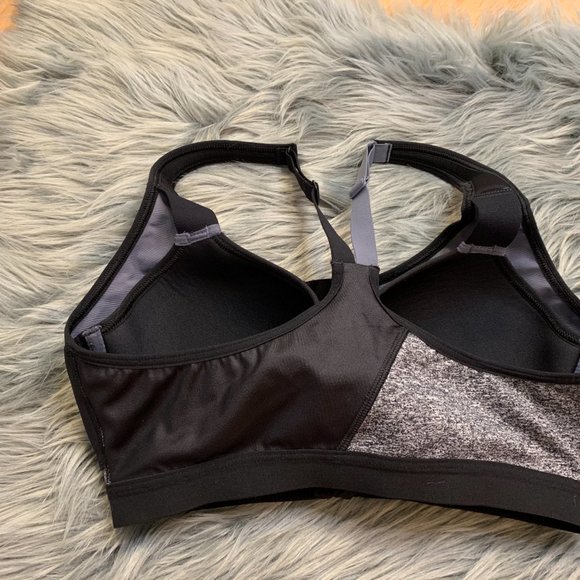 NWOT Victoria’s‎ Secret Knockout Sport Bra, 34C - Picture 4 of 11